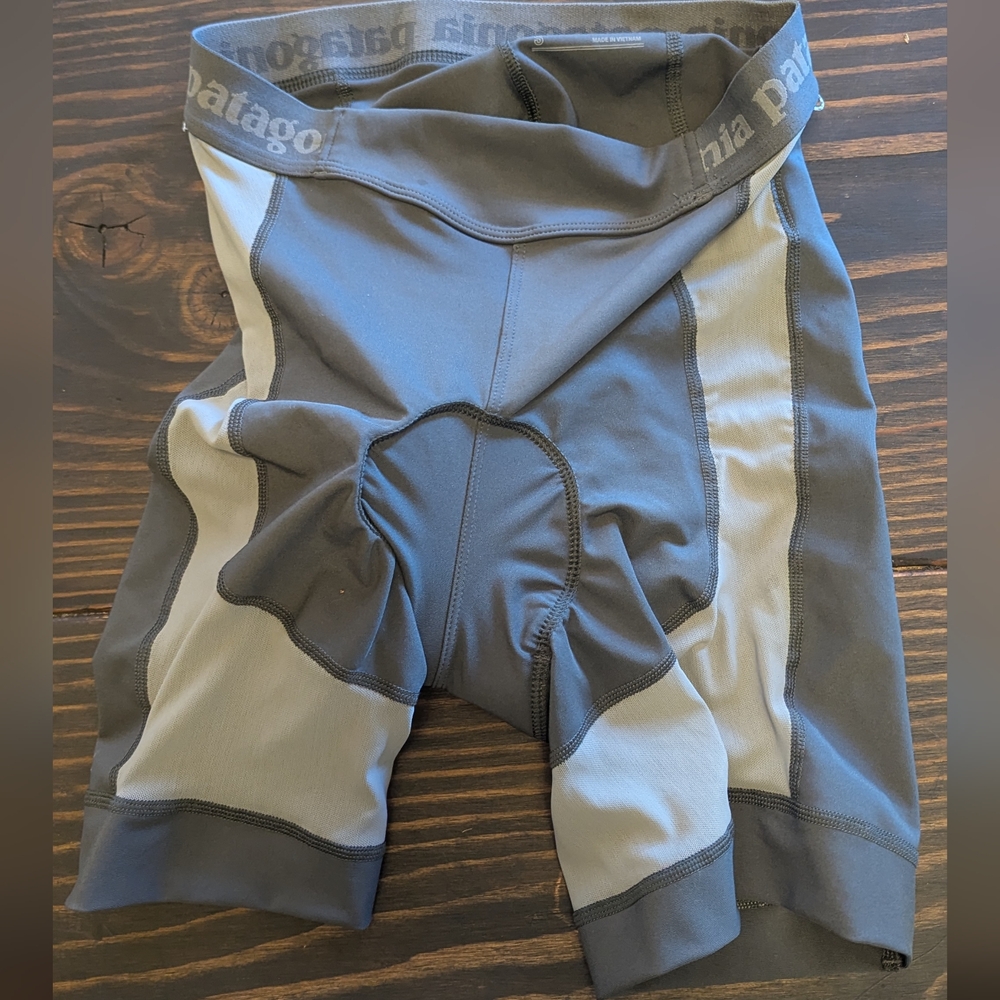 Patagonia Padded Inner Cycling Bicycle Shorts Size: S Gray Compression Stretch